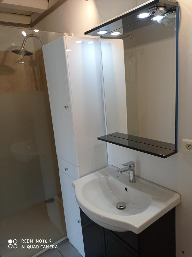 Appartements Et Valréas Zewnętrze zdjęcie